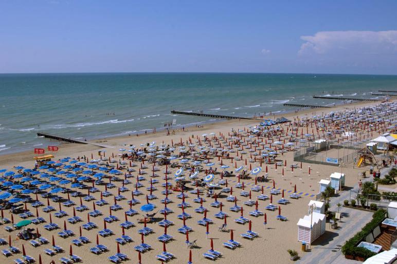 Hotel Lido Lido di Jesolo Buitenkant foto